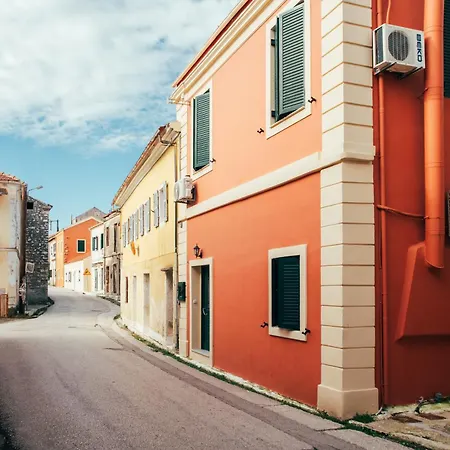 Casa Pierina - Traditional *