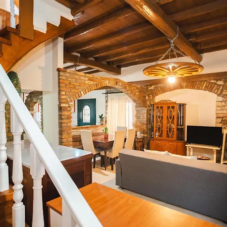 Casa Pierina - Traditional Lefkimmi (Corfu)